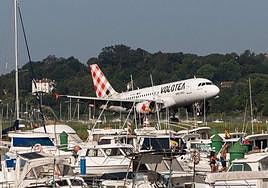 Volotea comenzará a finales de marzo a operar sus vuelos a Málaga, Sevilla y Valencia