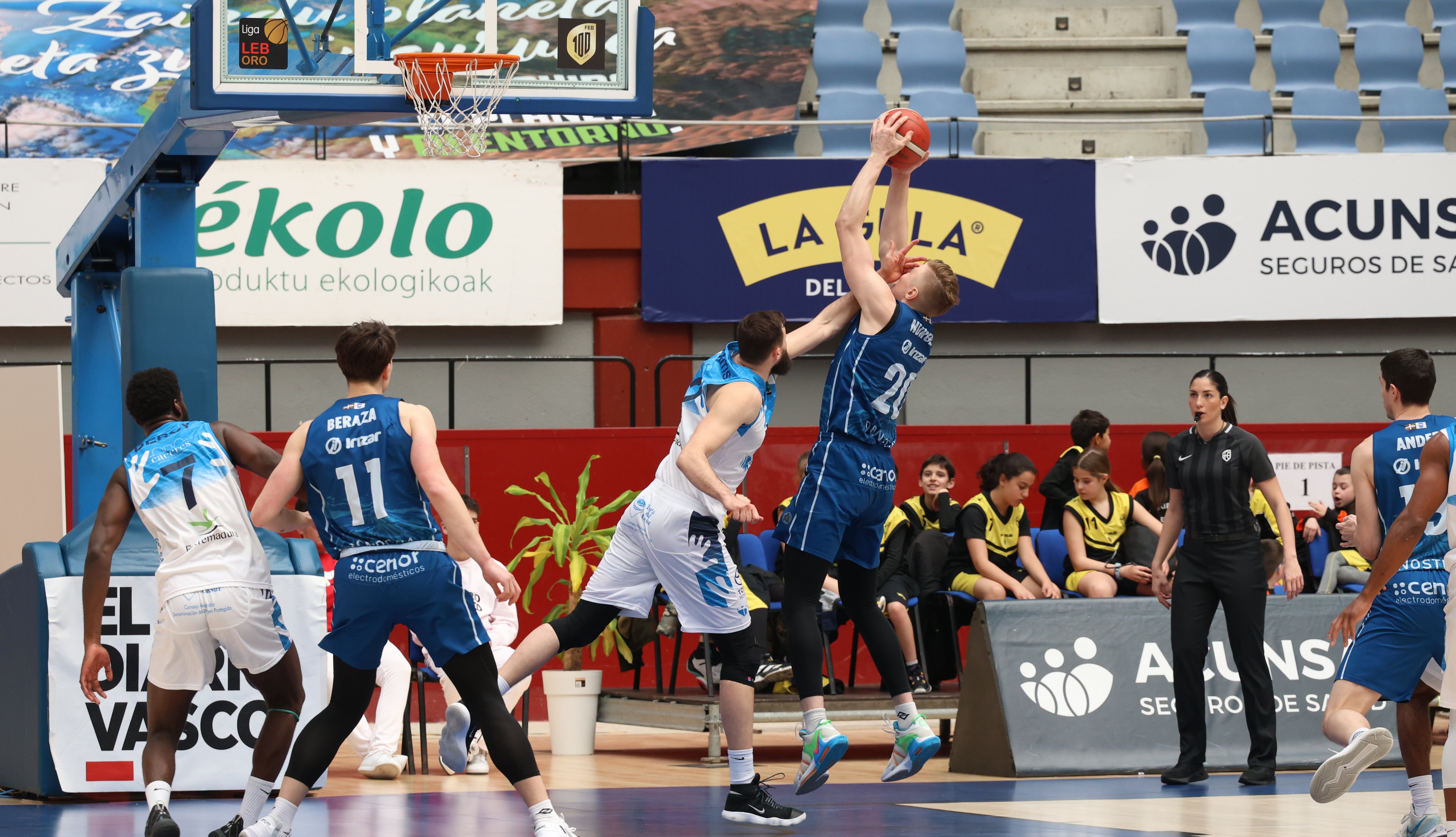 El Guuk GBC, enrachado