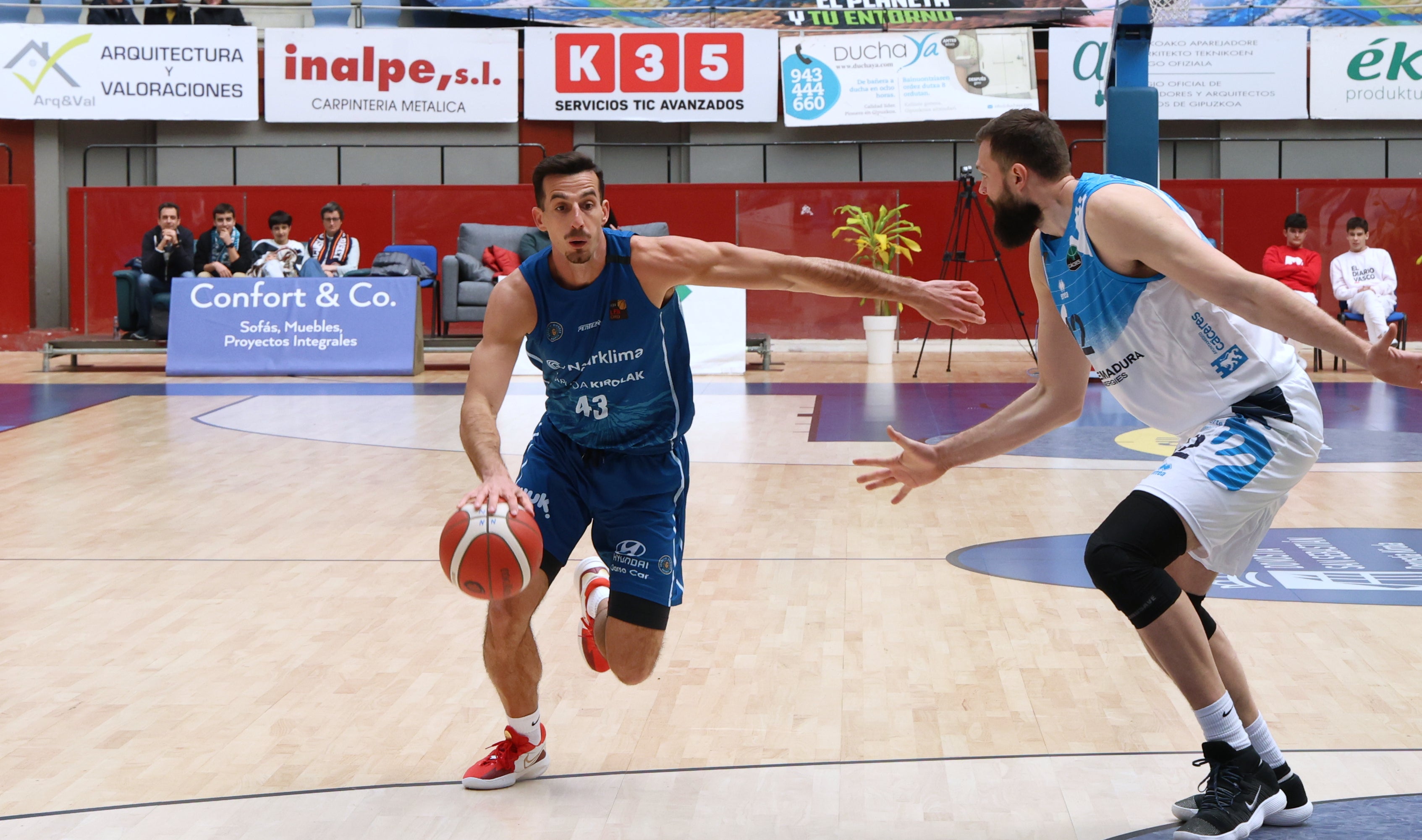 El Guuk GBC, enrachado