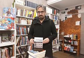 Oscar Manso presentó su novela en la librería Noski.