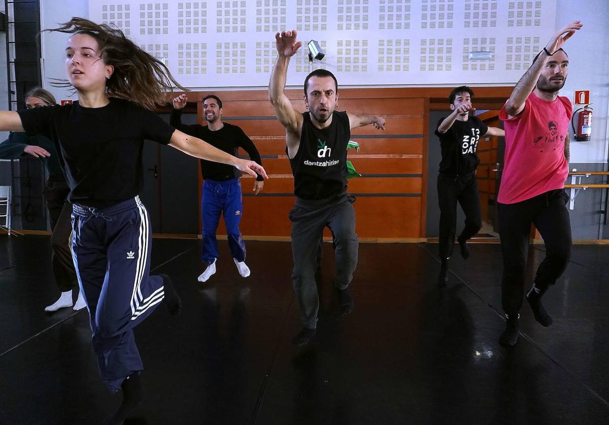 Ensayo de la compañía Kukai en Errenteria