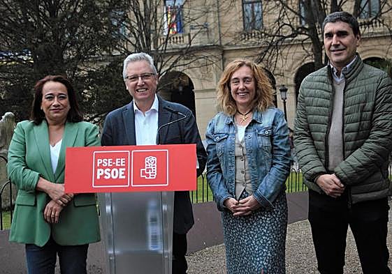 Rafaela Romero, junto a José Ignacio Asensio, Susana García Chueca y Alberto Albistegui.