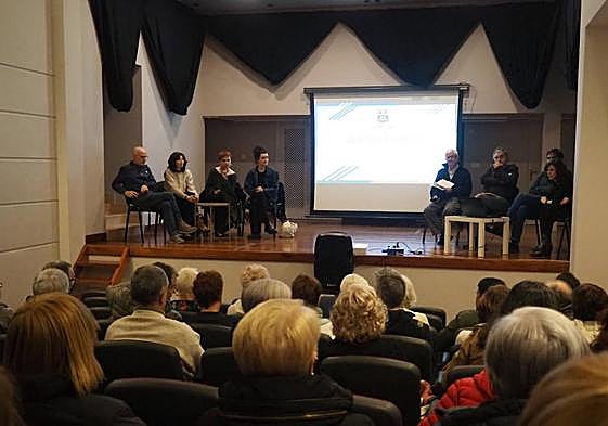 Ostegunean egin zen aurkezpenaren une bat.