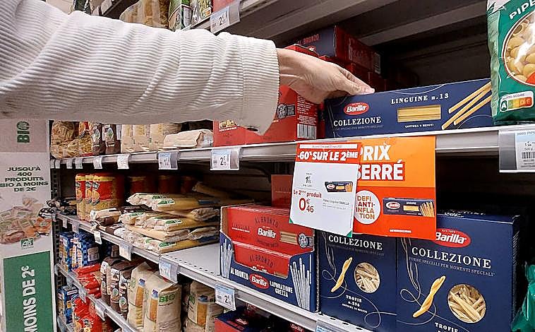 Imagen principal - Momentos de la compra.