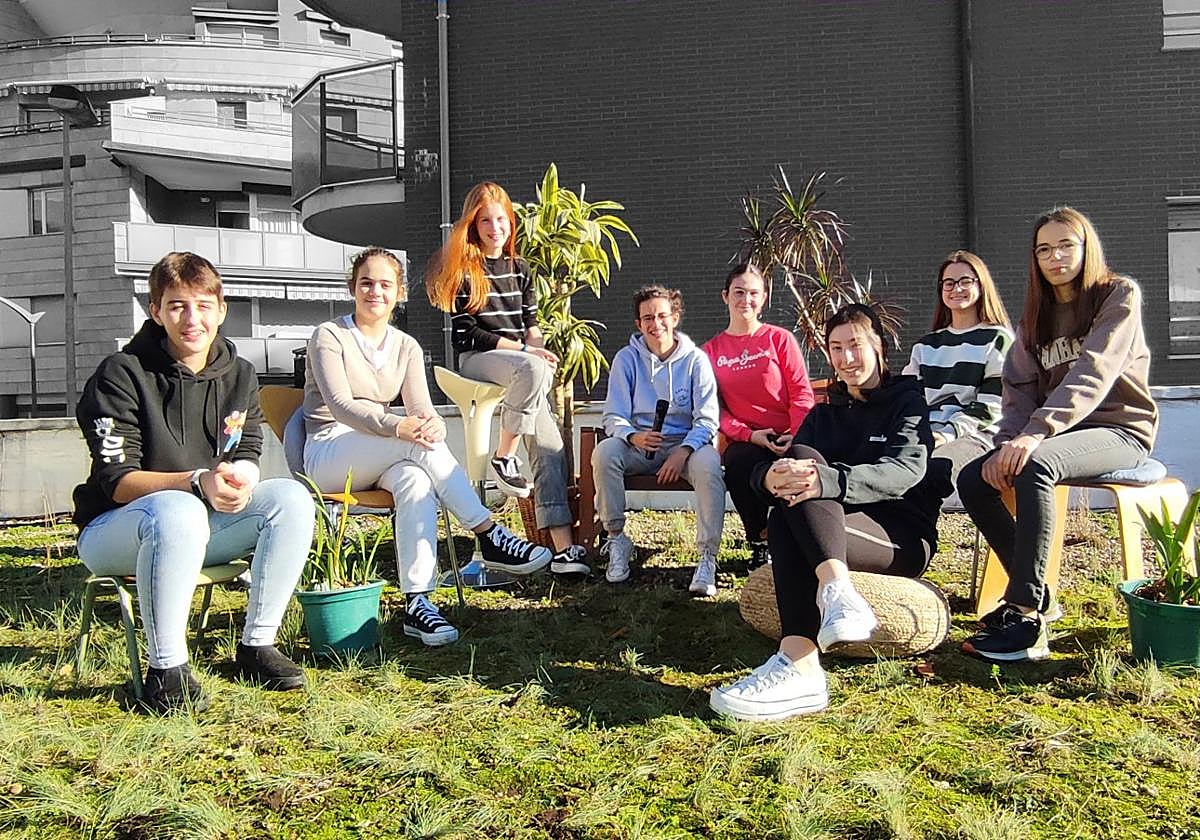 Alumnos del centro La Salle Beasain que han presentado un trabajo sobre la importancia de la diversidad.