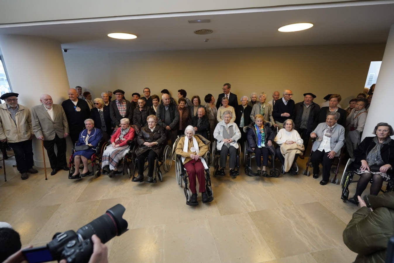 Homenaje a los niños y niñas de la guerra