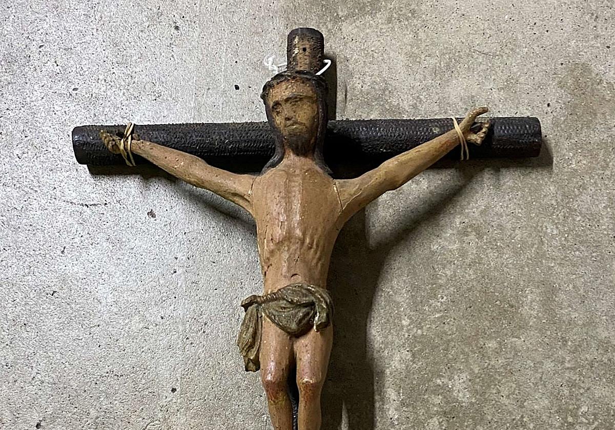 Santa Engrazia ermitako gurutzearen irudia.