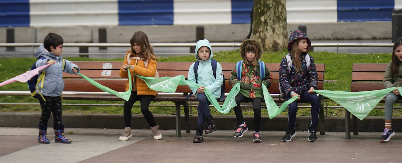 Errenteria eta Donostia batu ditu giza kateak