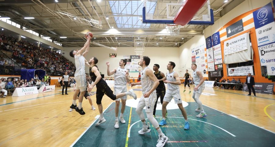 El Guuk Gipuzkoa se lleva el derbi del basket guipuzcoano