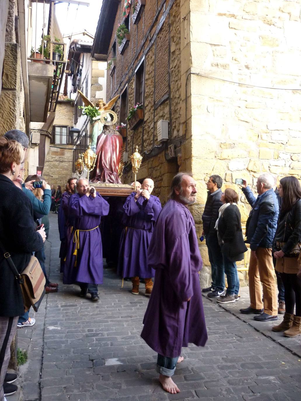 Procesión del Santo Entierro en Pasaia Donibane