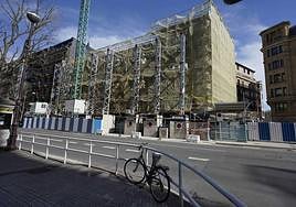 Obras del futuro hotel Trueba de San Sebastián.