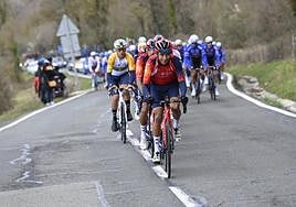 Las mejores imágenes de la primera etapa de la Itzulia