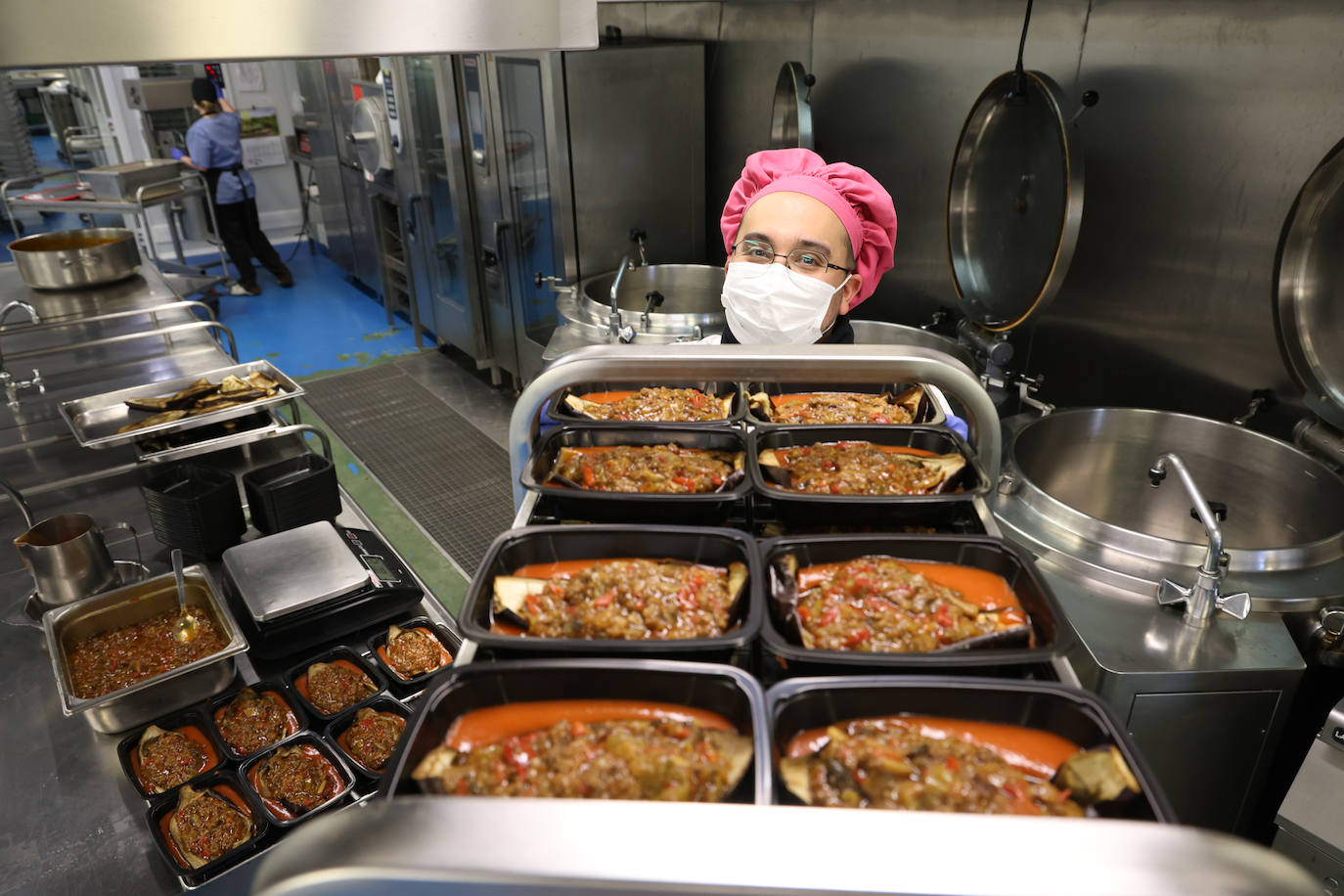 Cada vez más restaurantes compran platos a empresas externas