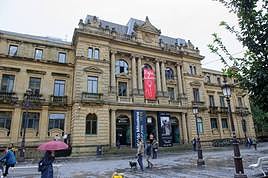 Fachada del Koldo Mitxelena.