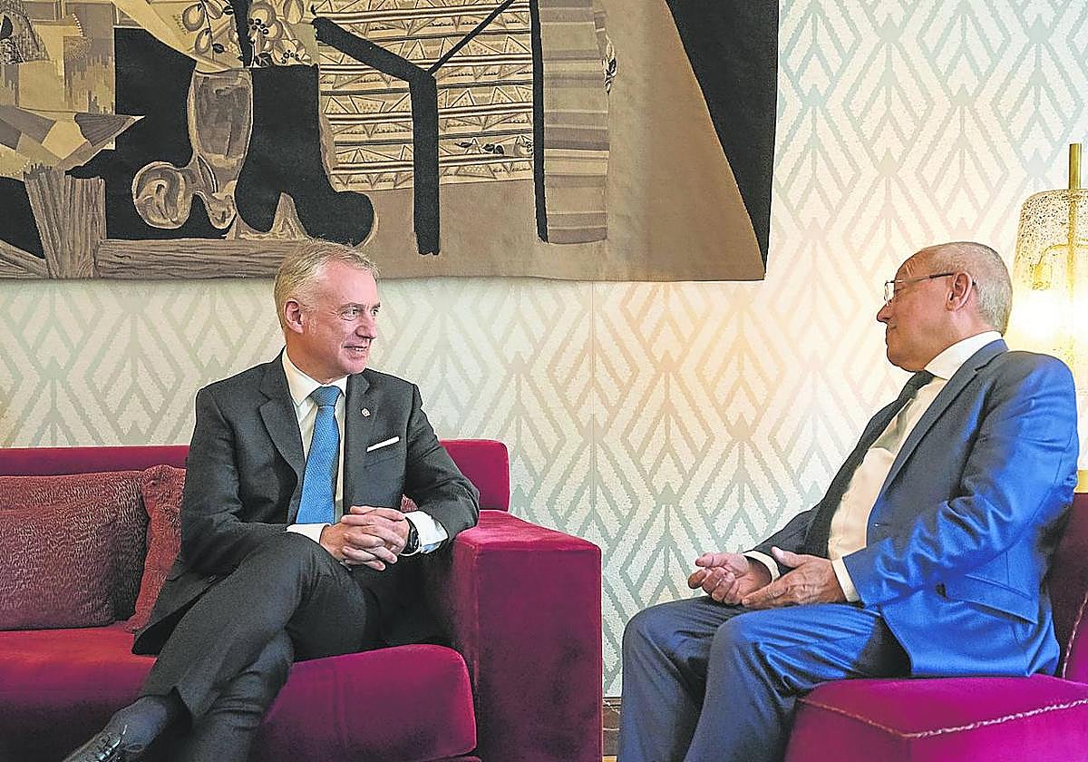 El lehendakari y el embajador francés en la reunión mantenida el miércoles en Madrid.