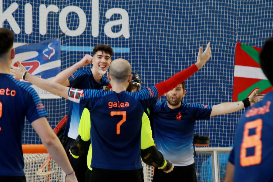 El Mundaiz de patines logra el ascenso