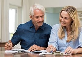 Consulta la edad a la que te jubilarás si quieres cobrar el 100% de la pensión