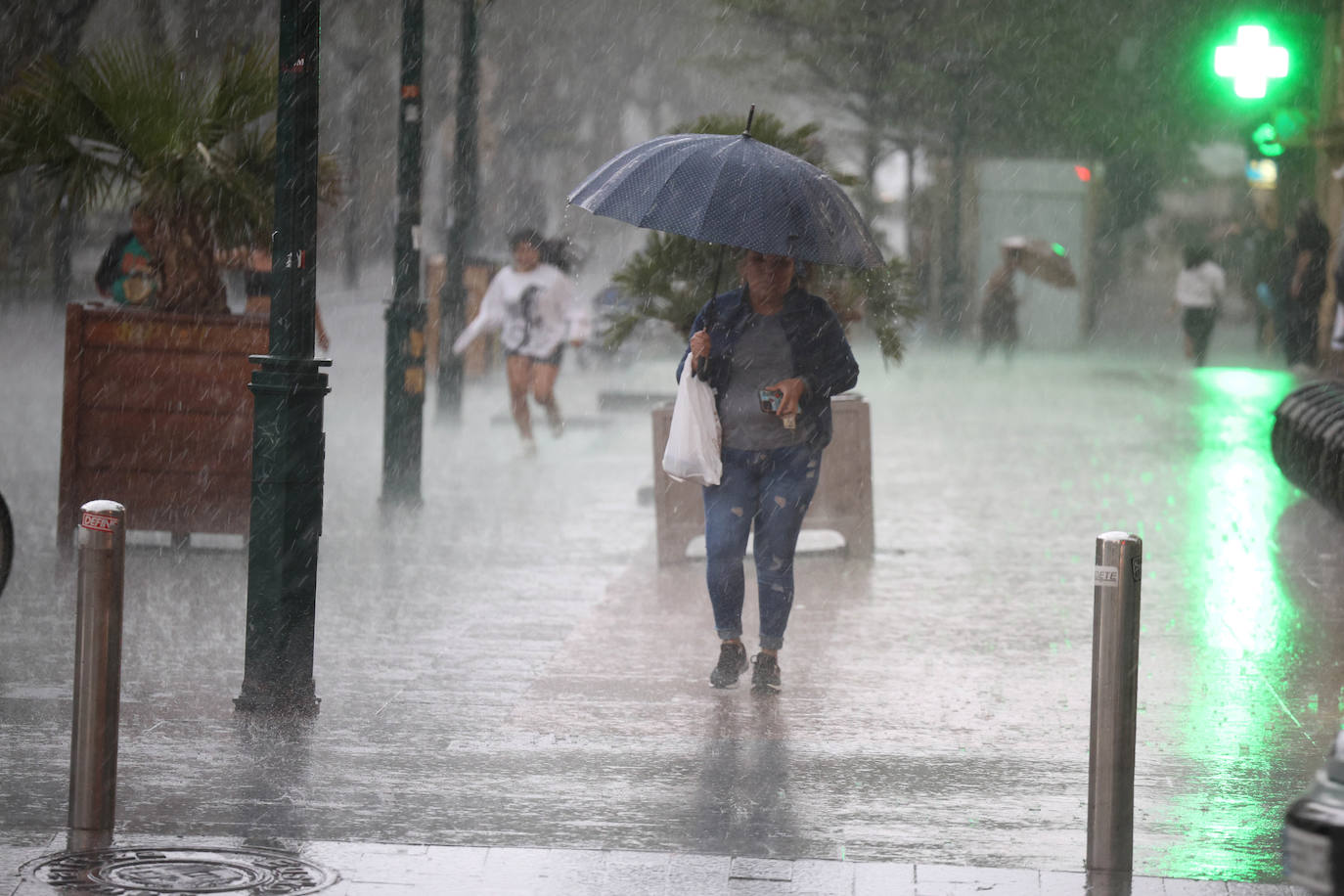 Un viernes soleado que acaba con tormentas