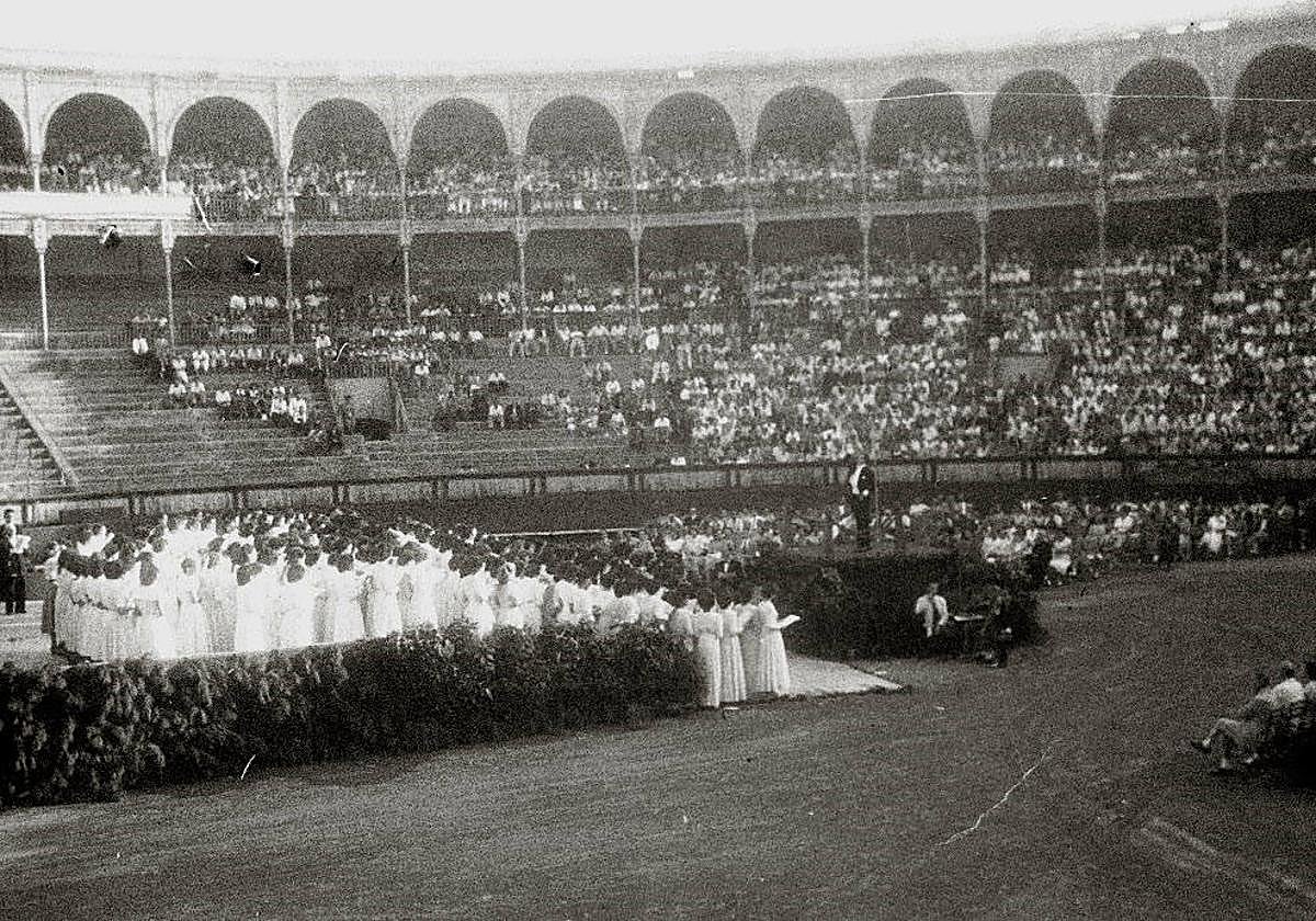 Concierto del Orfeón Donostiarra, Coro Maitea y Coral Santa Cecilia en 1949.