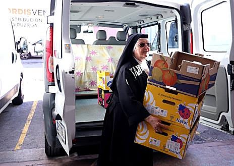 Imagen secundaria 1 - La inflación vacía el almacén del Banco de Alimentos de Gipuzkoa
