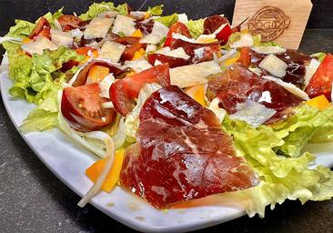 Ensalada de jamón de vaca