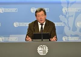 «Todos los presos reciben el mismo trato, sean de ETA o no»