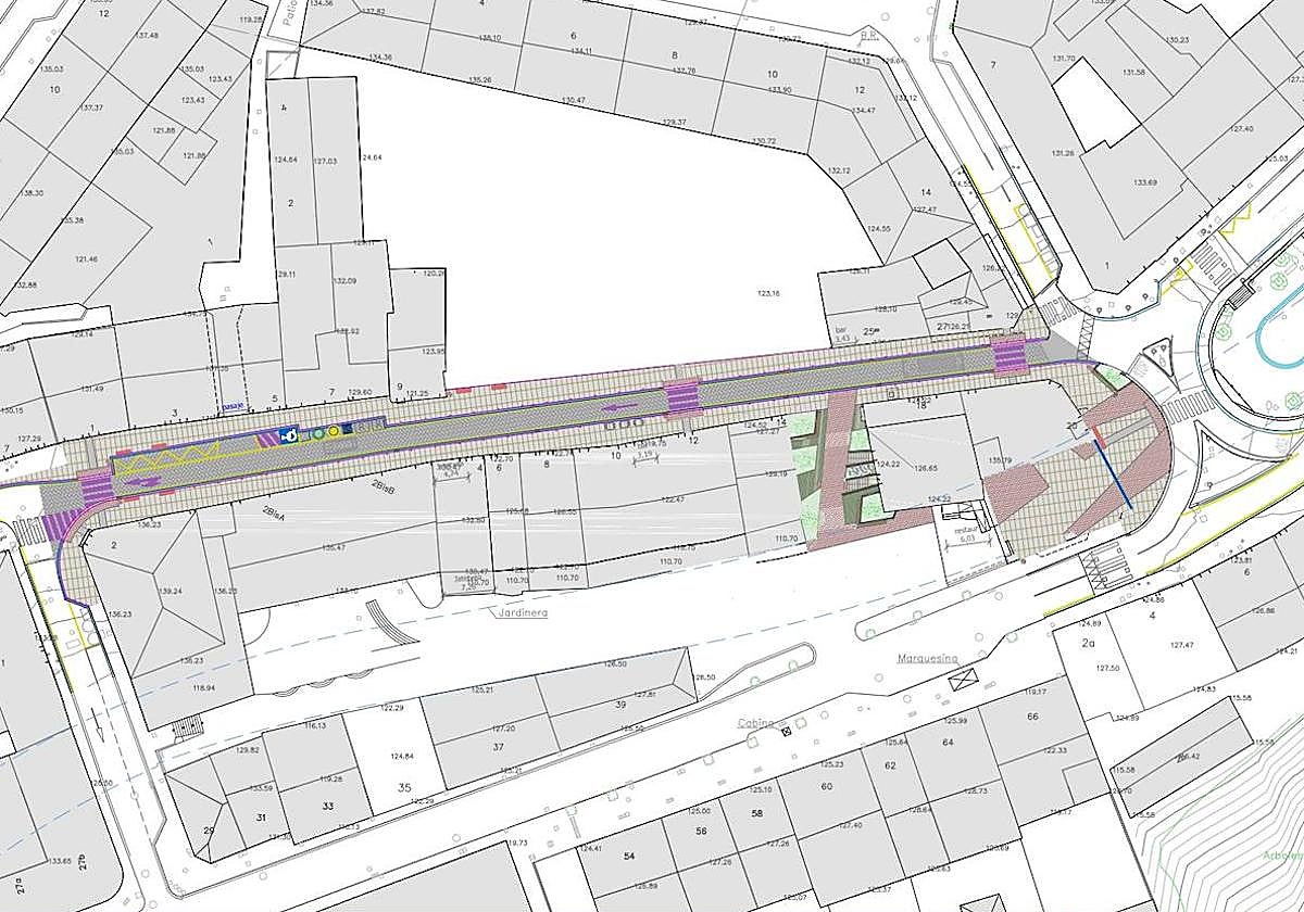 En el plano se muestra el ensanchamiento de aceras de la calle y la habilitación de una nueva conexión desde Bidebarrieta.