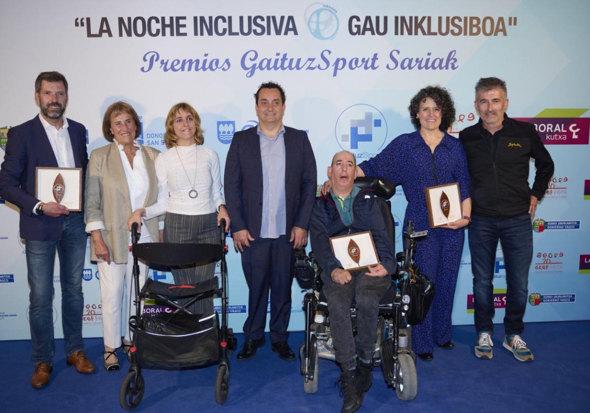 Carlos del Río, Rosa Iglesias, Sara Carracelas, Xabier Leizea, Aitor Garciarena, Maider Mitxelena y Javi Conde.