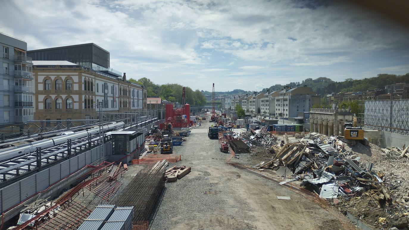 La demolición de la estación de tren de San Sebastián