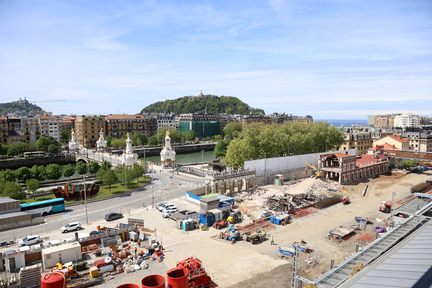 La demolición de la estación de tren de San Sebastián