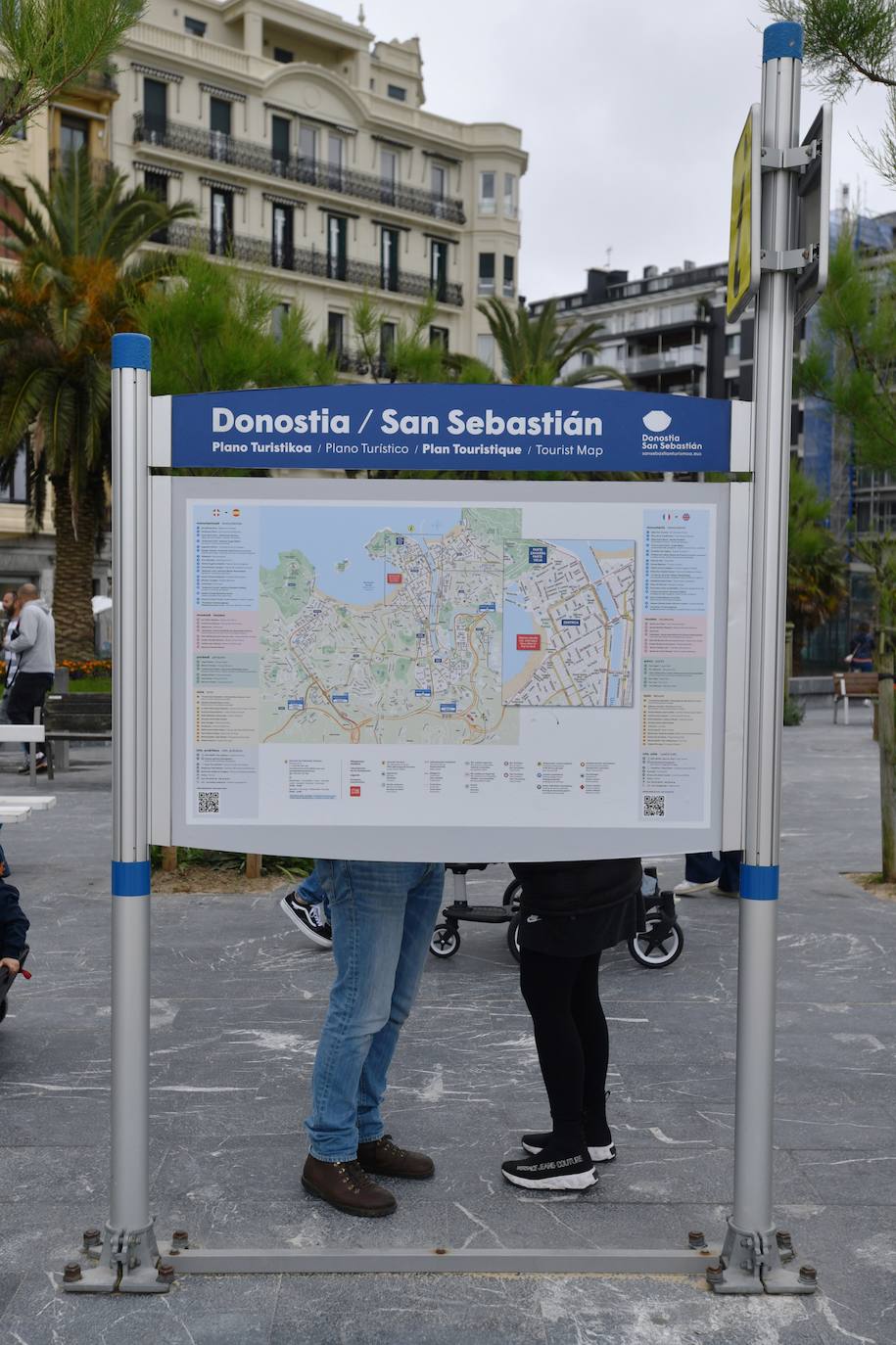 Gipuzkoa se llena de turistas por el puente del primero de mayo