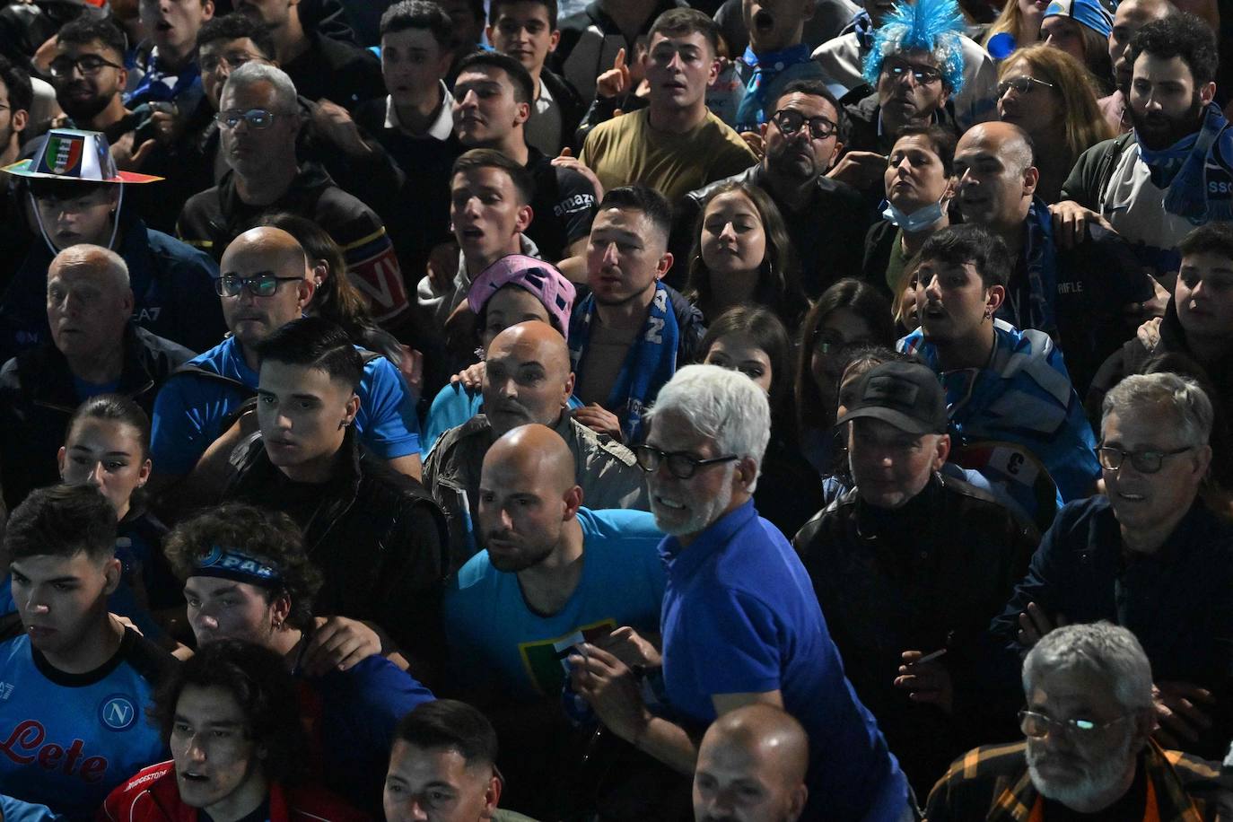 El Nápoles gana el Scudetto y desata la locura entre sus tifosi
