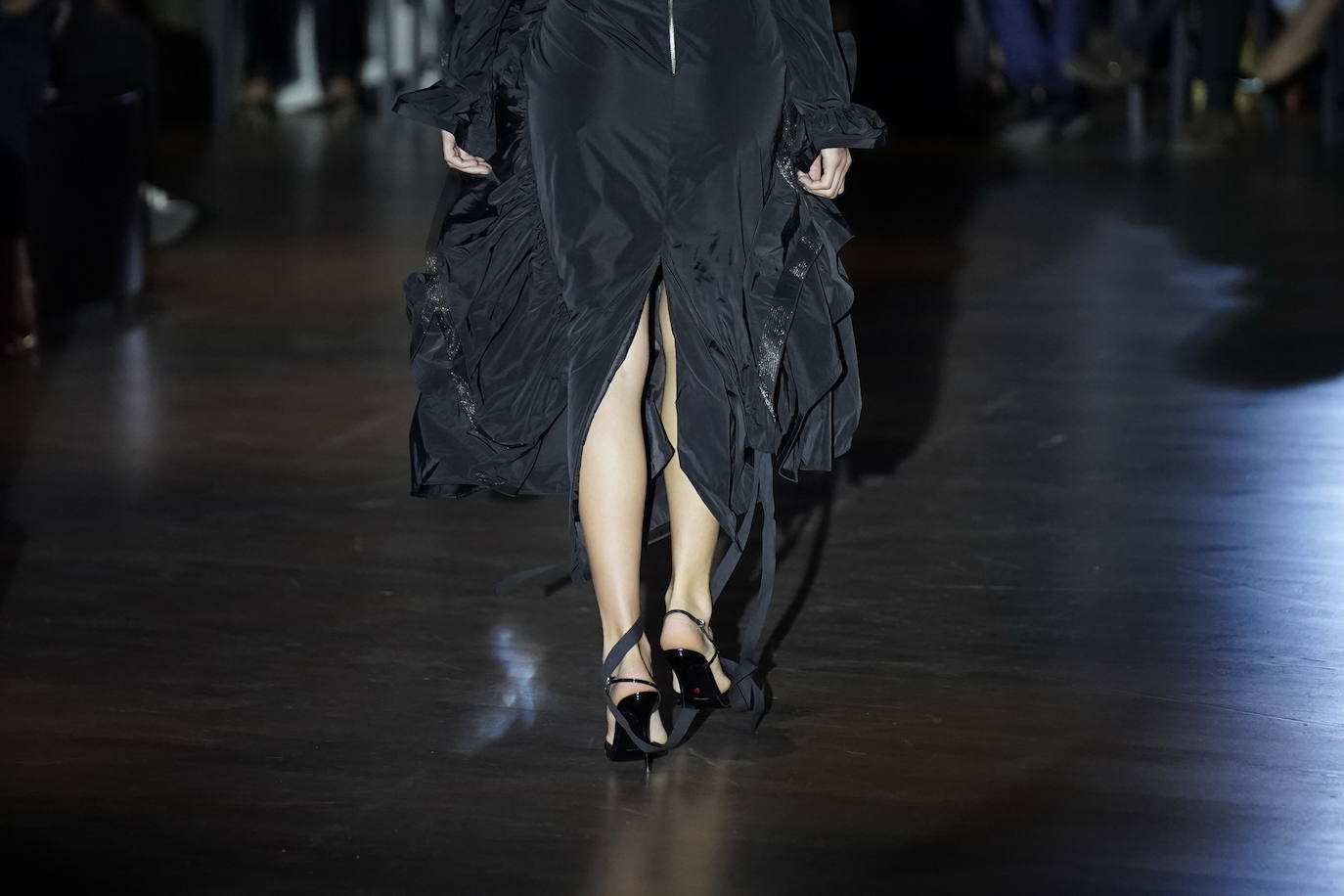 Diez estrellas deslumbran en Balenciaga