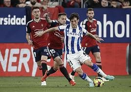 Silva en el partido de la Real Sociedad ante Osasuna en El Sadar.