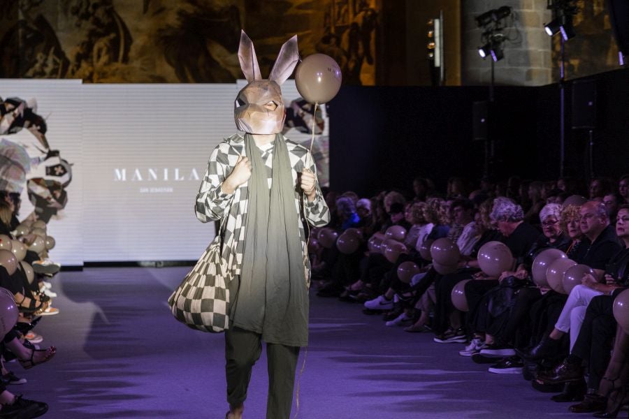 El desfile de Manila, en imágenes