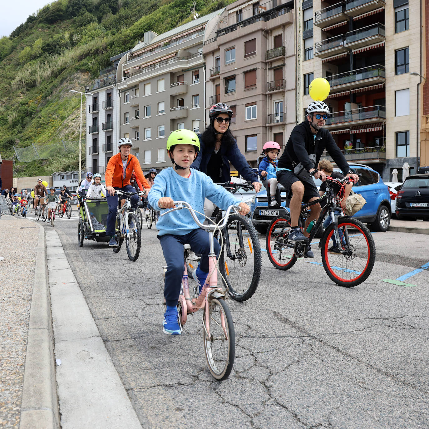 La fiesta de la bicicleta recorre Donostia
