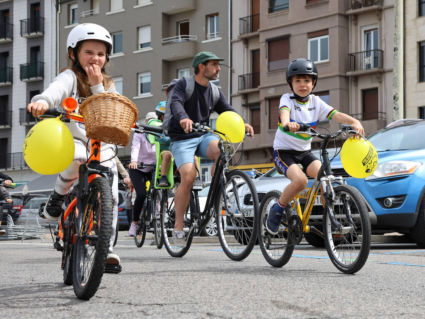 La fiesta de la bicicleta recorre Donostia