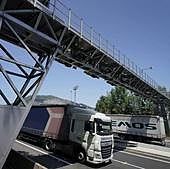 La Justicia avala el nuevo peaje para camiones de la N-I y A-15 en Gipuzkoa