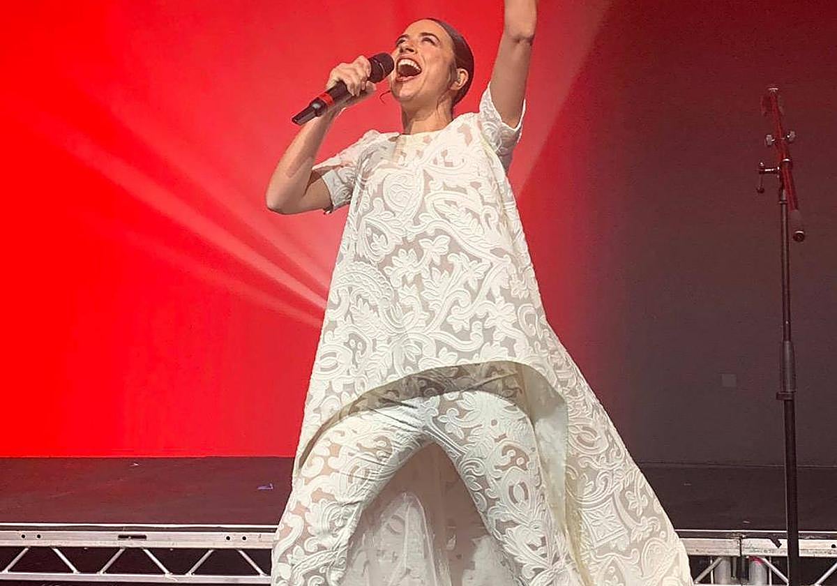 ¿Blanca Paloma lucirá diseño guipuzcoano en la final de Eurovisión?