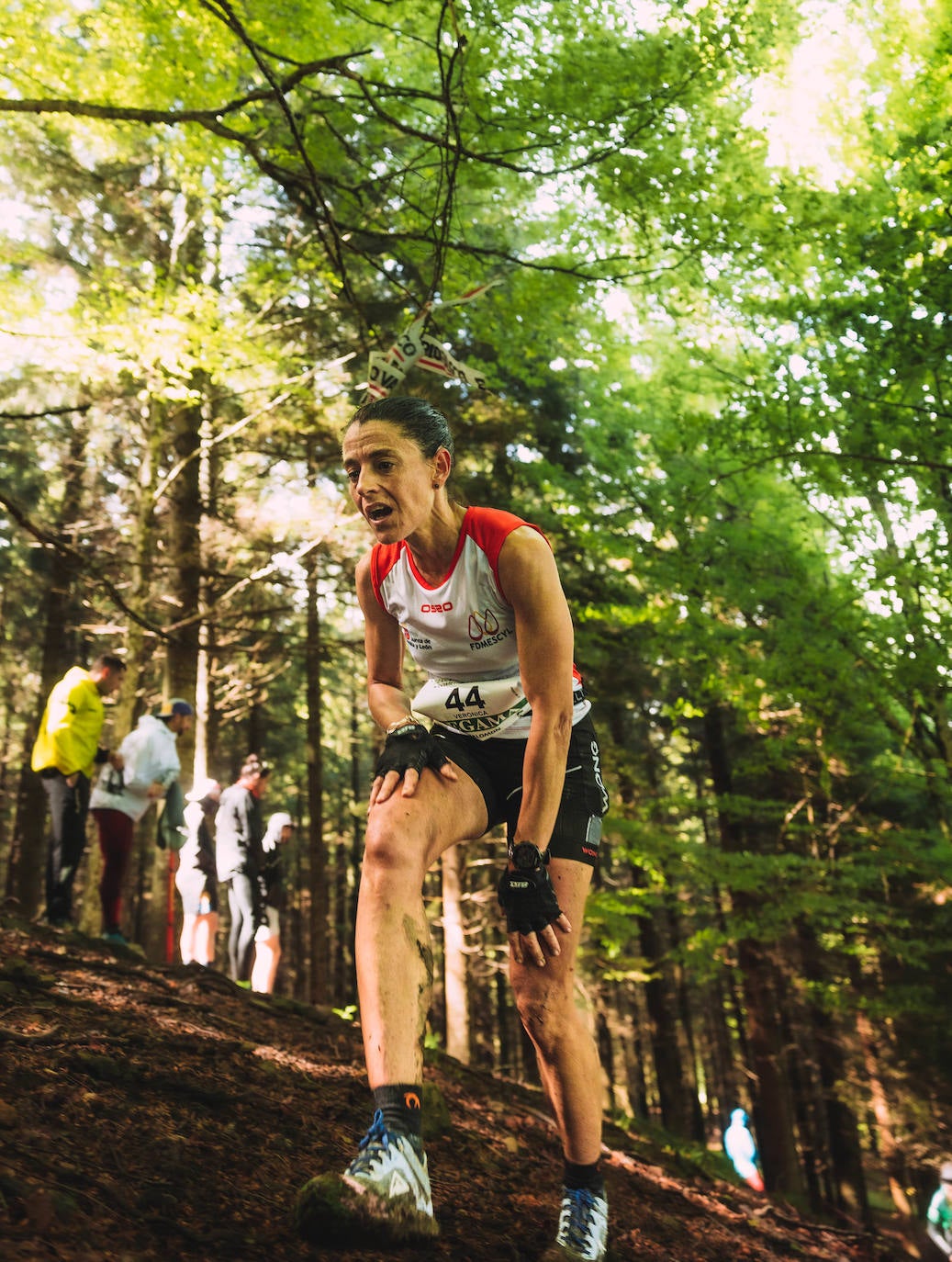 Naiara Irigoien y Jose Antonio Bellido, vencedores en el kilómetro vertical