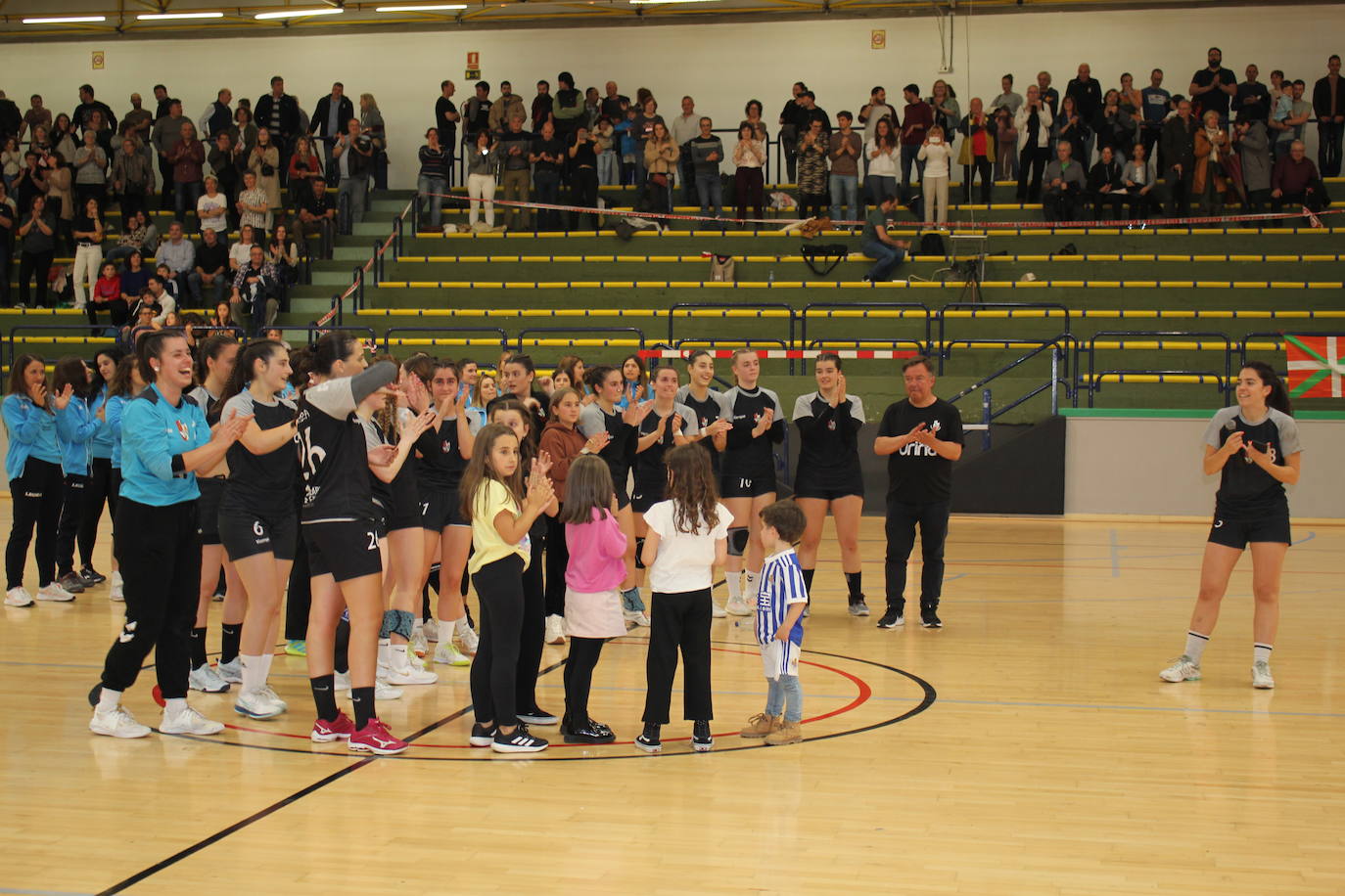 Fiesta en Errenteria con el ascenso del Ereintza