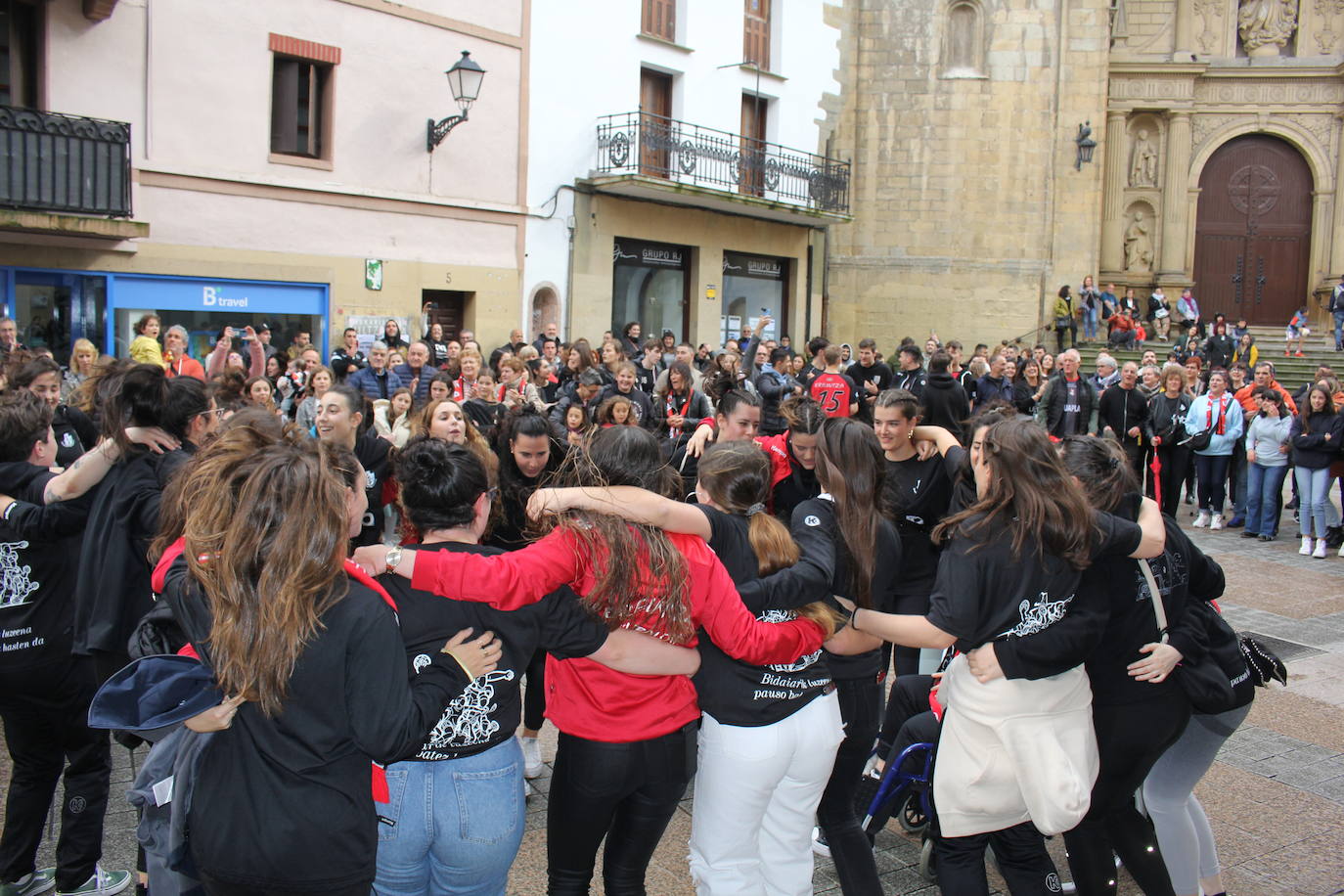 Fiesta en Errenteria con el ascenso del Ereintza
