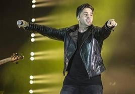 David Bustamante, durante un concierto. El cántabro actuará el 16 de junio en la plaza San Juan de Irun.