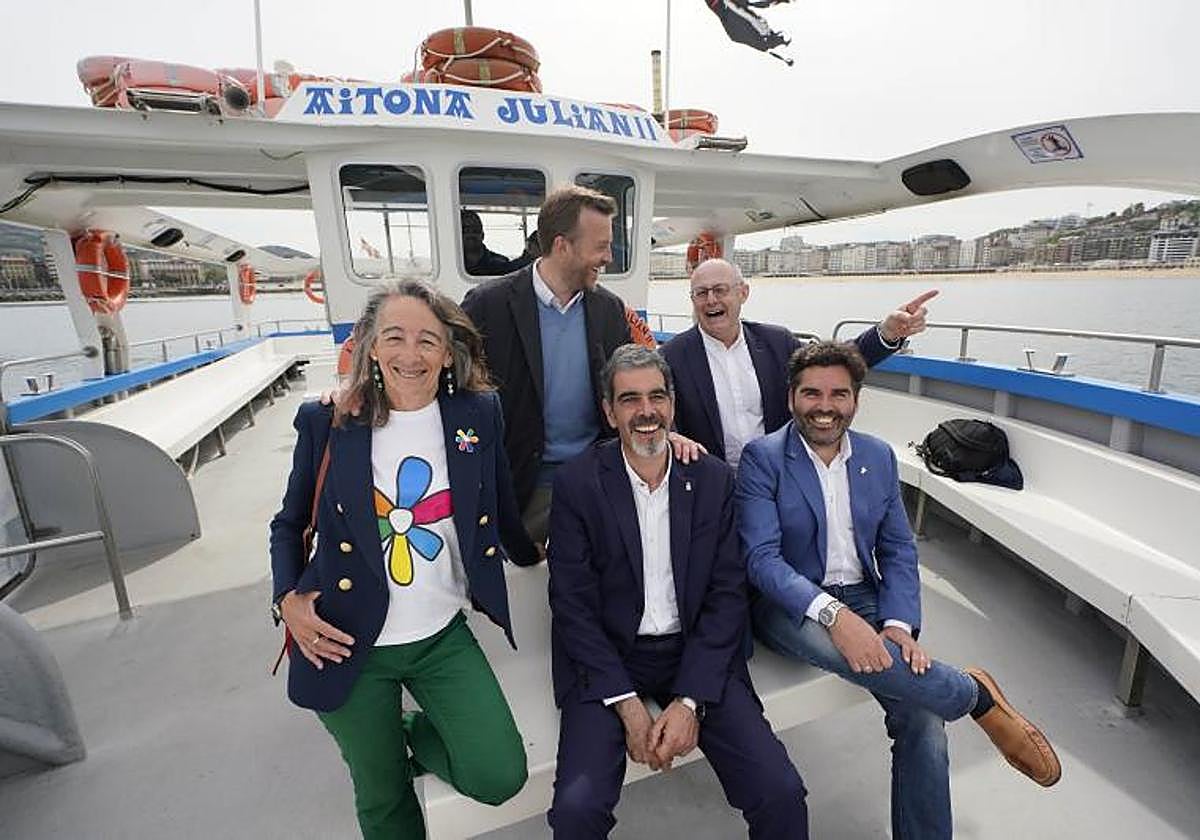 Los cinco candidatos, en el 'Aitona Julián II' con DV