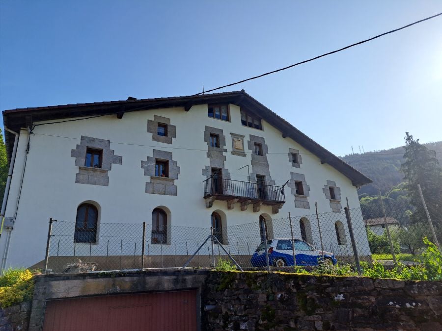 Explosión primaveral en la cima de Erroizpe