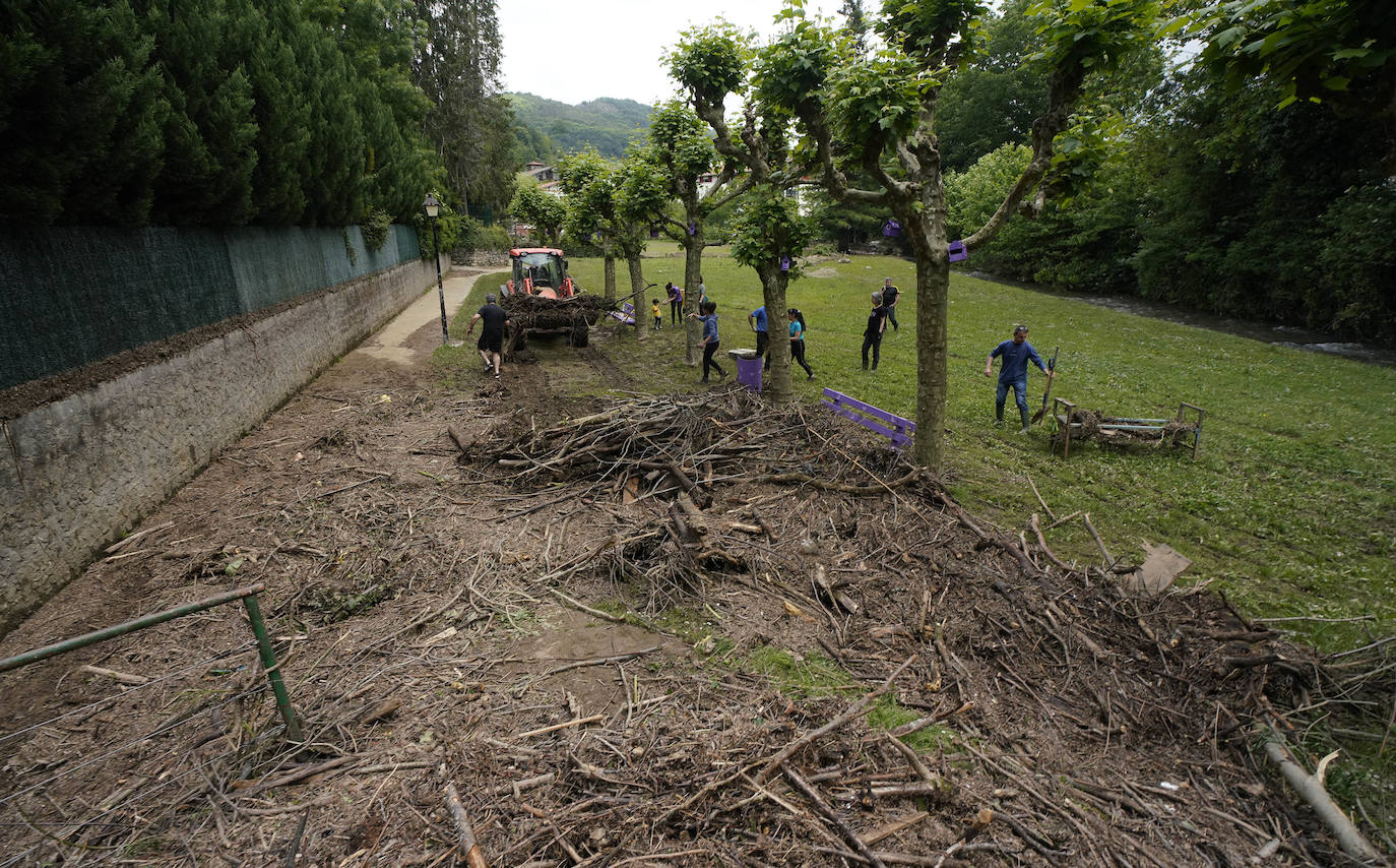 El día después de las inundaciones en Bera y Lesaka