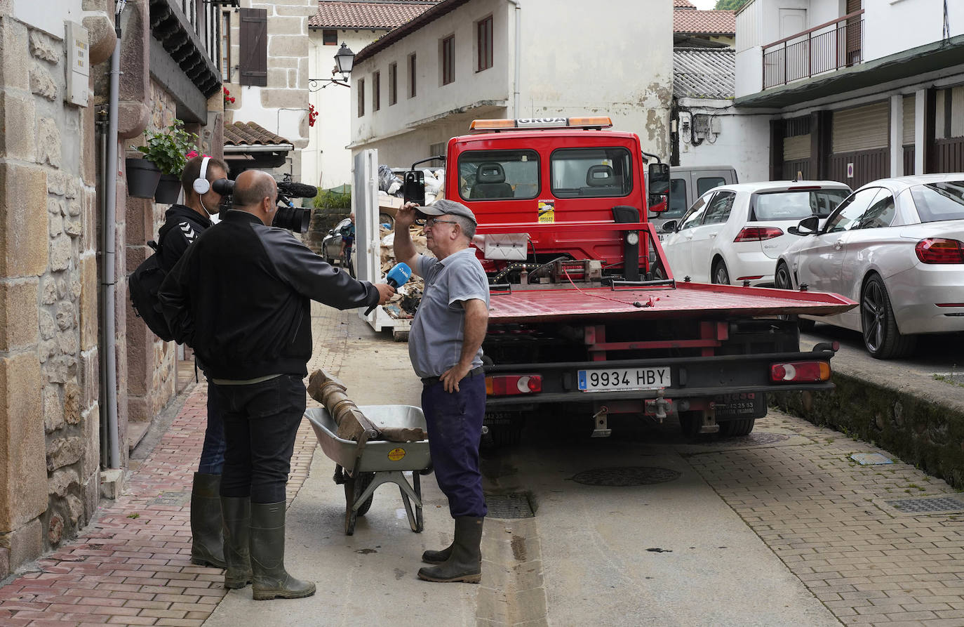 El día después de las inundaciones en Bera y Lesaka