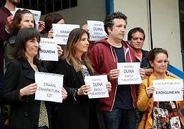 Responsables de las escuelas públicas de Donostia este miércoles en Aitor Ikastola.