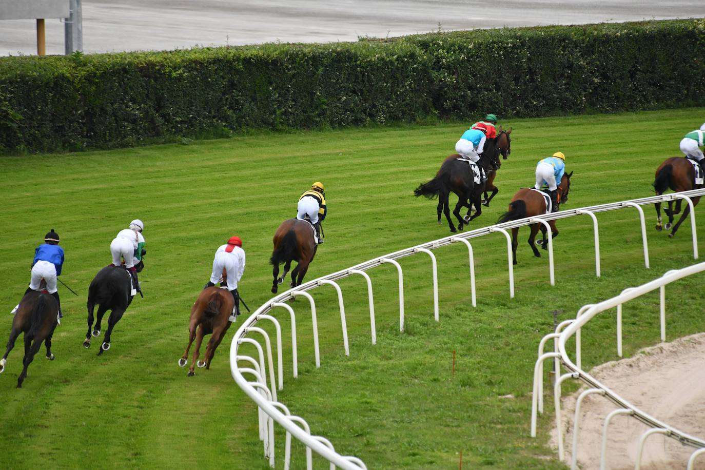El hipódromo alza el telón
