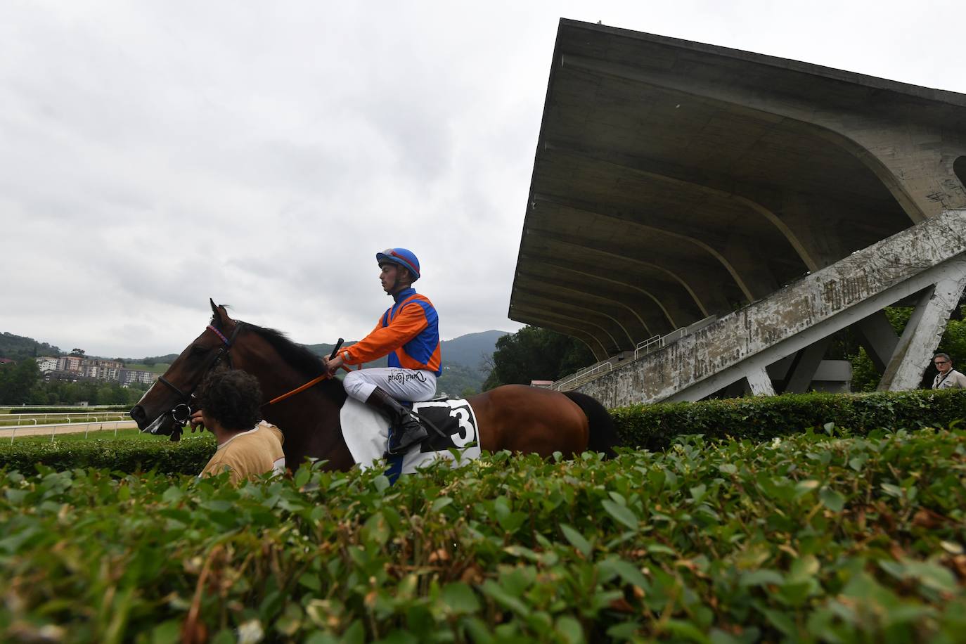 El hipódromo alza el telón
